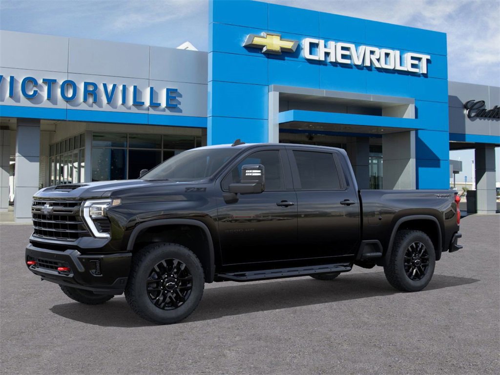 2025 Chevrolet Silverado 2500HD LT photo 2