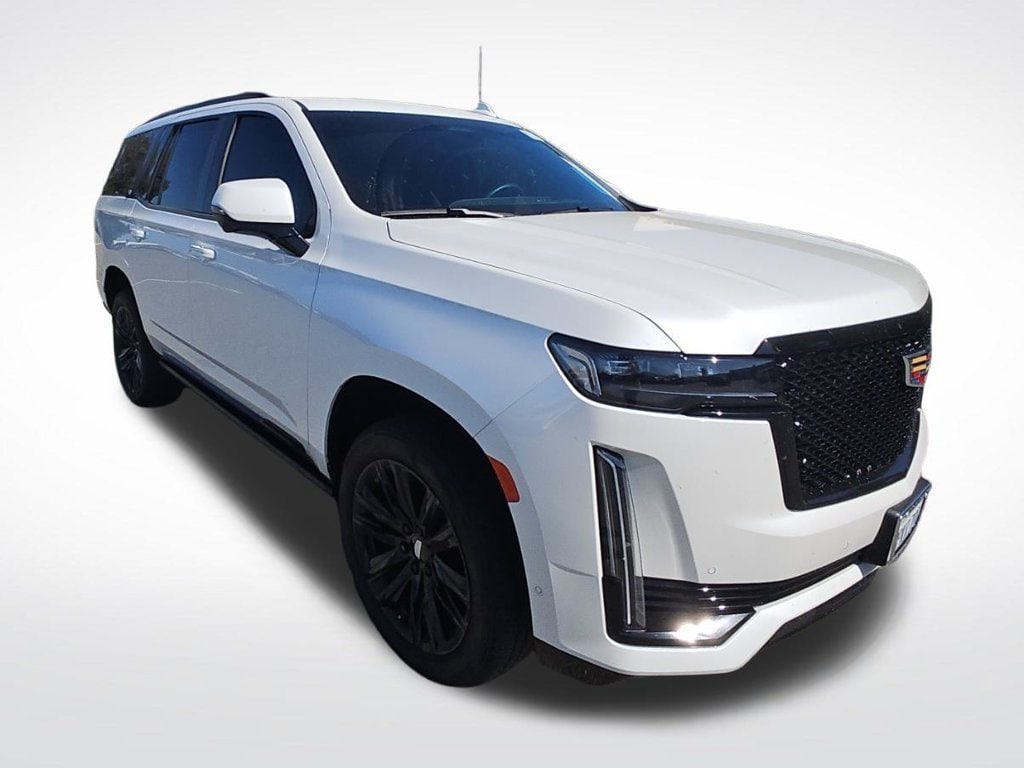 2024 Cadillac Escalade photo 3