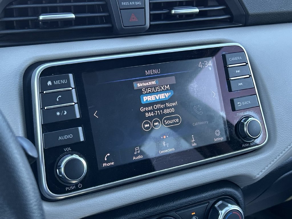 2022 Nissan Versa Sedan SV - Photo 17
