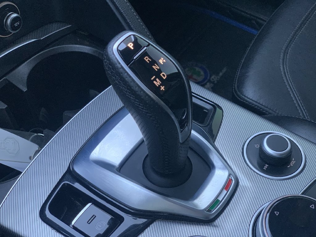2020 Alfa Romeo Stelvio Ti Sport - Photo 14
