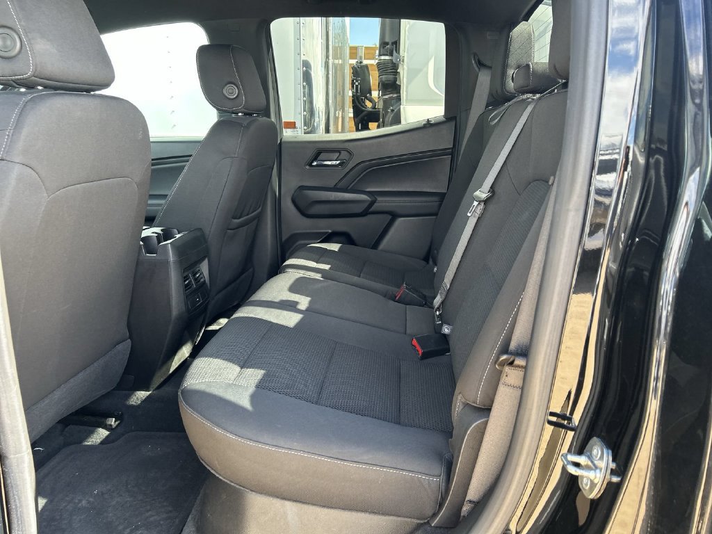 2023 Chevrolet Colorado LT - Photo 29