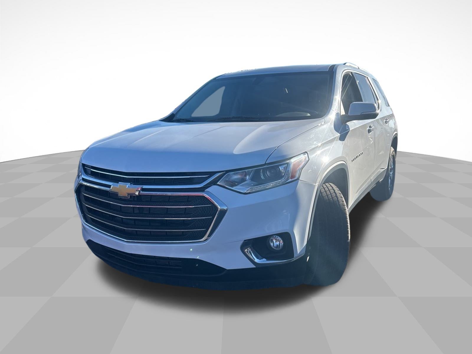 2021 Chevrolet Traverse Cloth photo 2