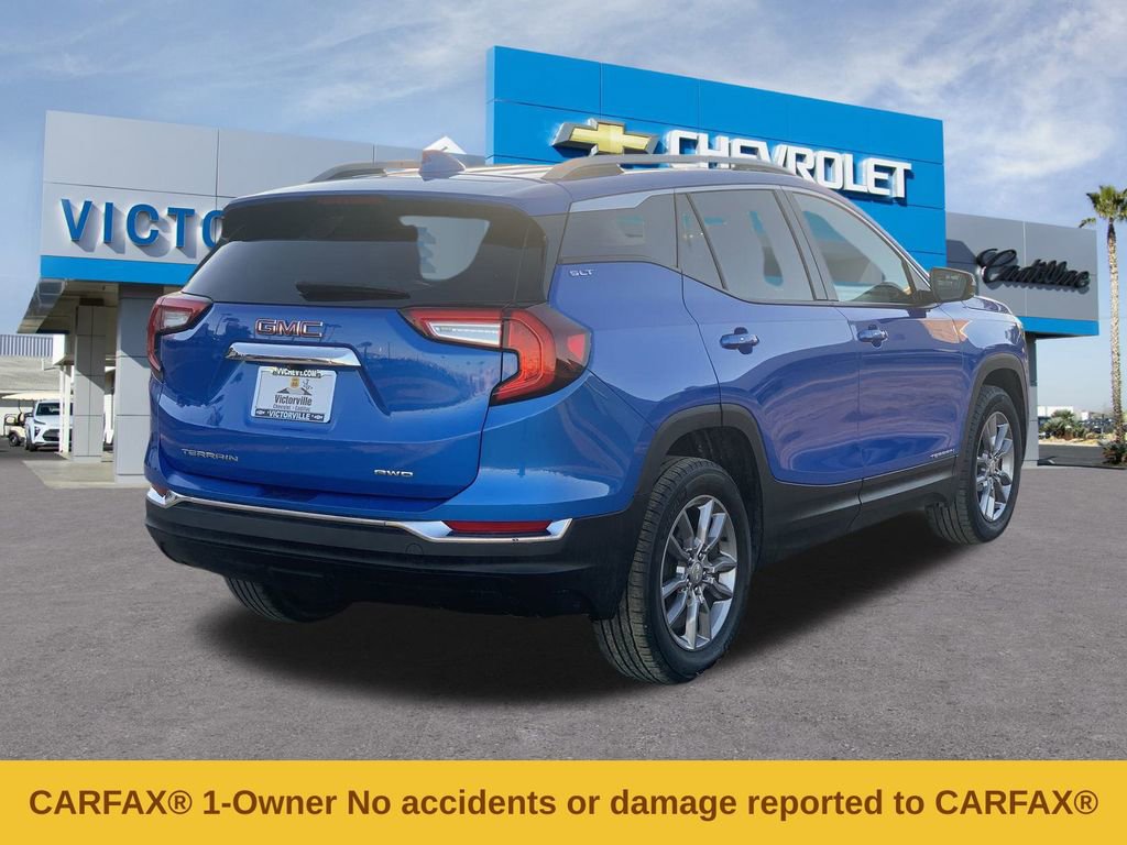 2024 Gmc Terrain SLT photo 2