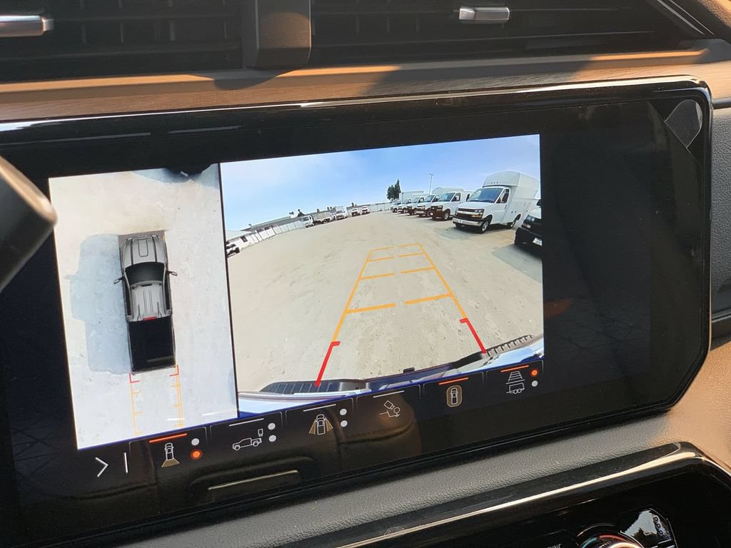2025 GMC Sierra 2500HD AT4 - Photo 13