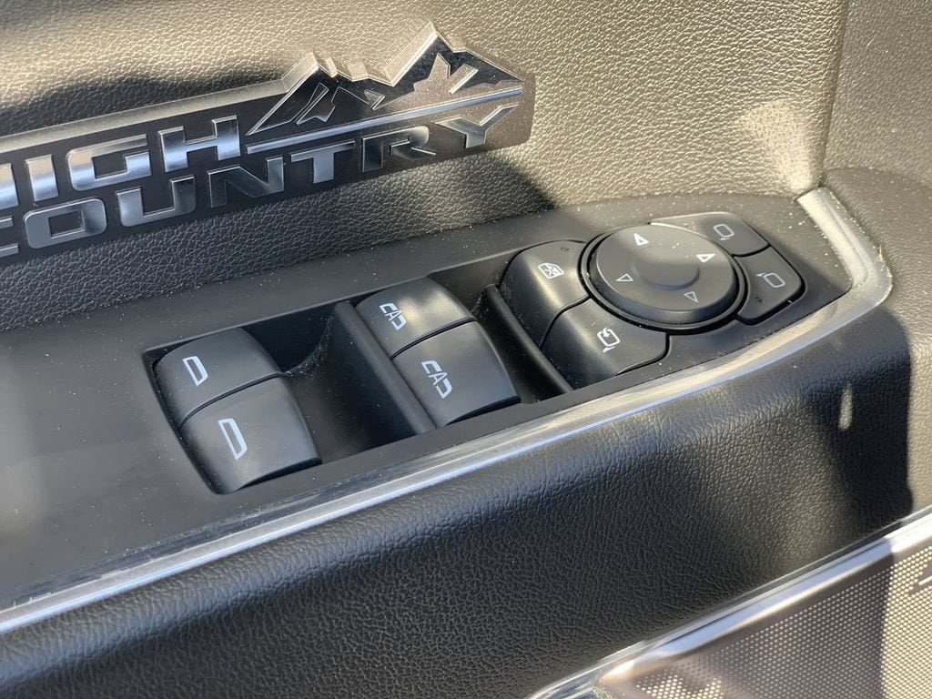 2022 Chevrolet Silverado 1500 High Country - Photo 22