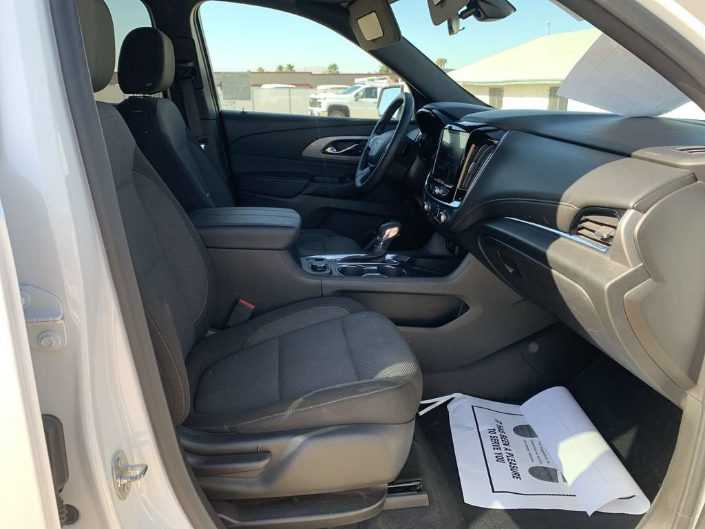 2023 Chevrolet Traverse 1LT - Photo 27