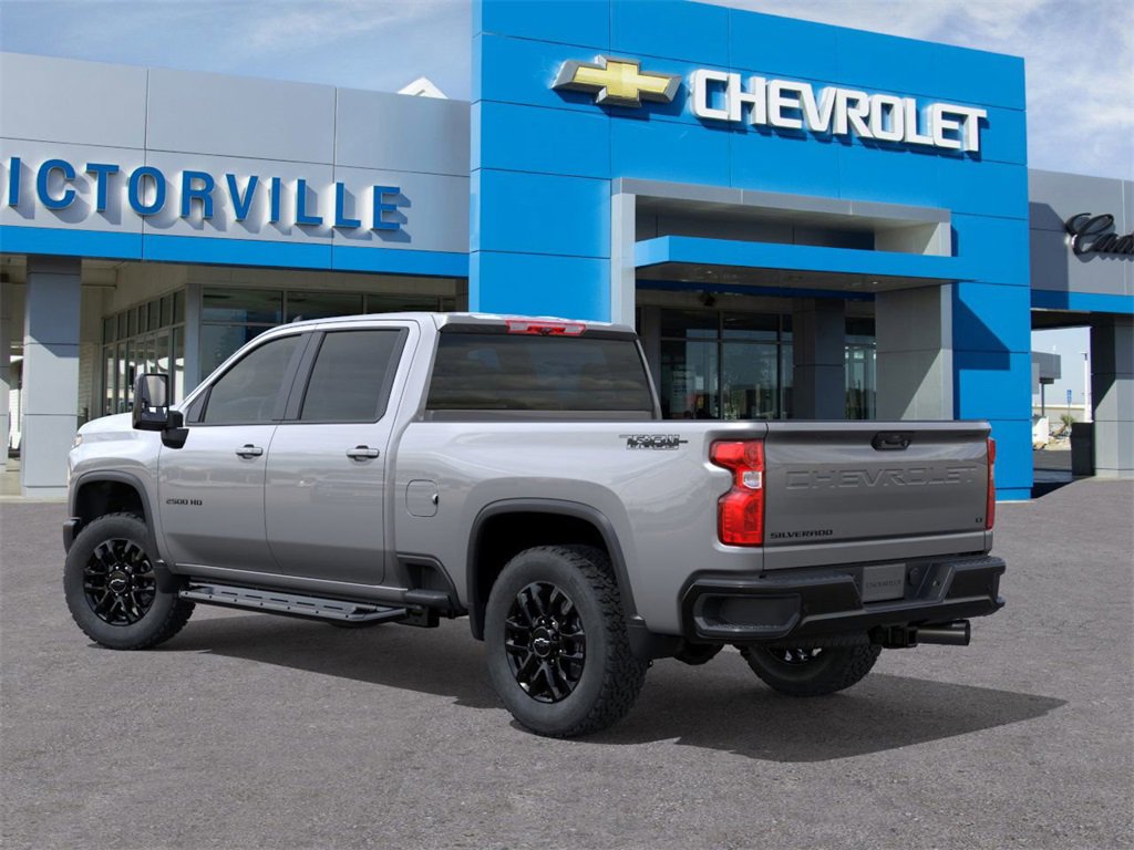 2025 Chevrolet Silverado 2500HD LT photo 2