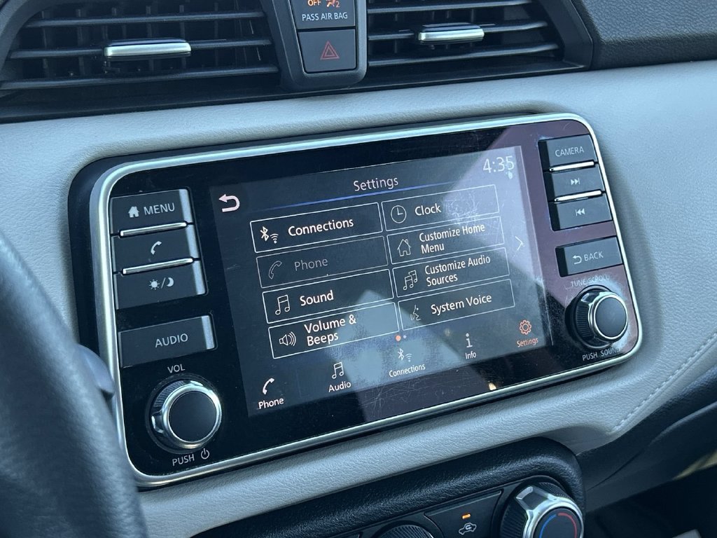 2022 Nissan Versa Sedan SV - Photo 18