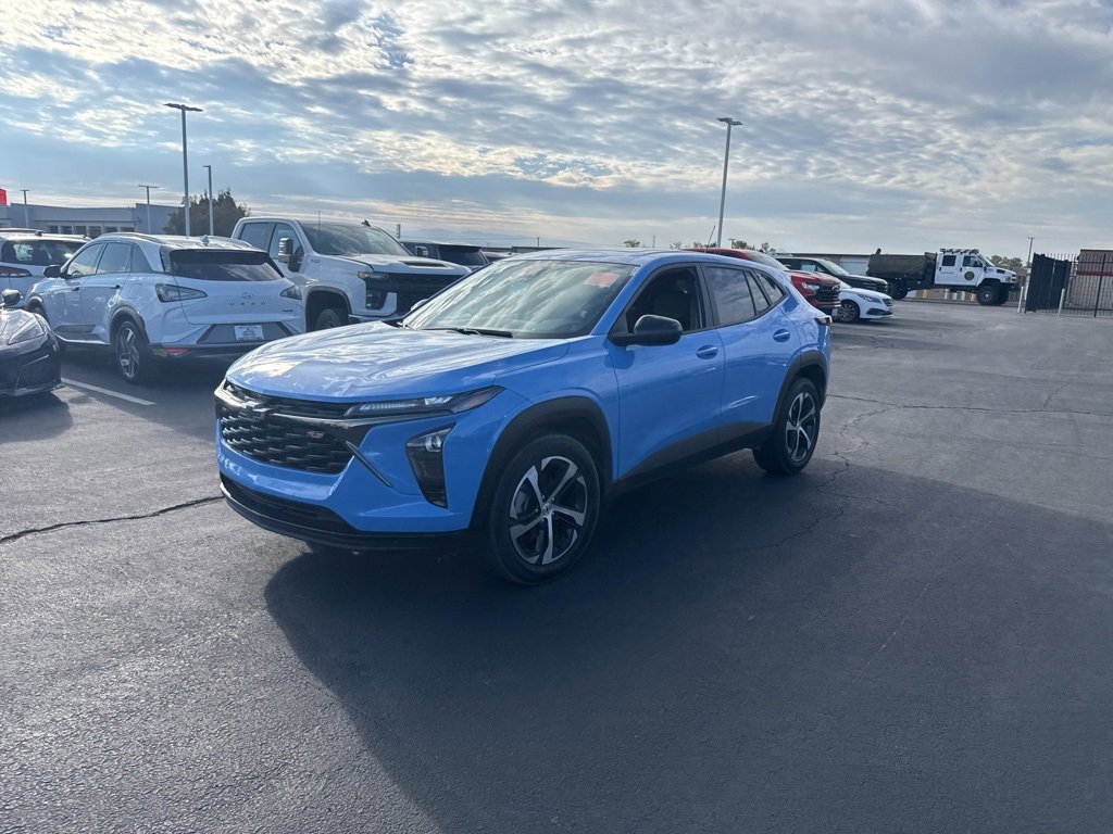 2024 Chevrolet Trax photo 3