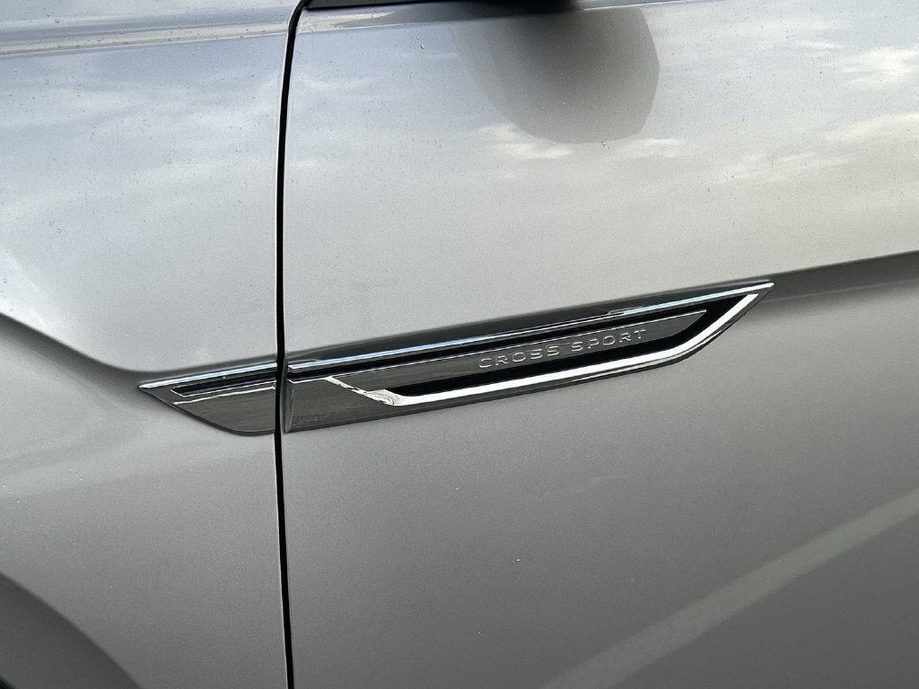2024 Volkswagen Atlas Cross Sport SE w/Tech - Photo 36