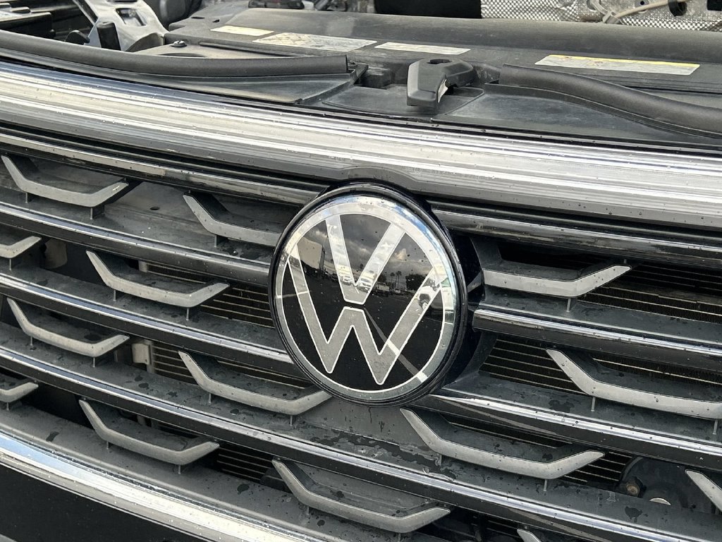2024 Volkswagen Atlas Cross Sport SE w/Tech - Photo 35
