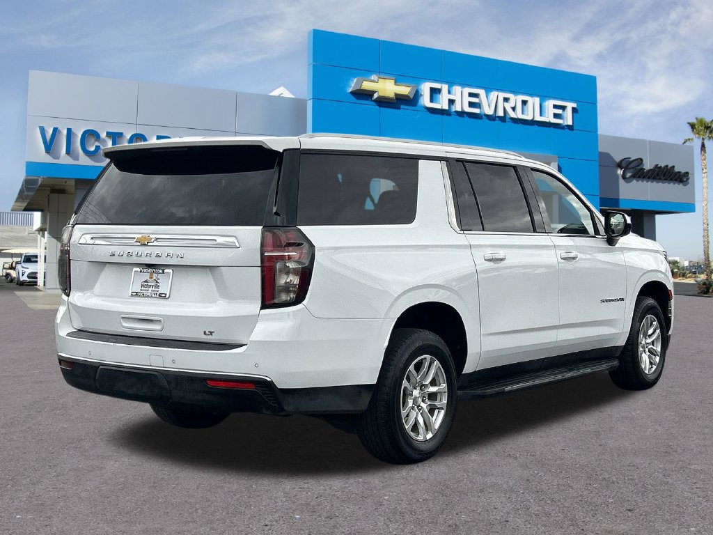 2023 Chevrolet Suburban LT - Photo 12