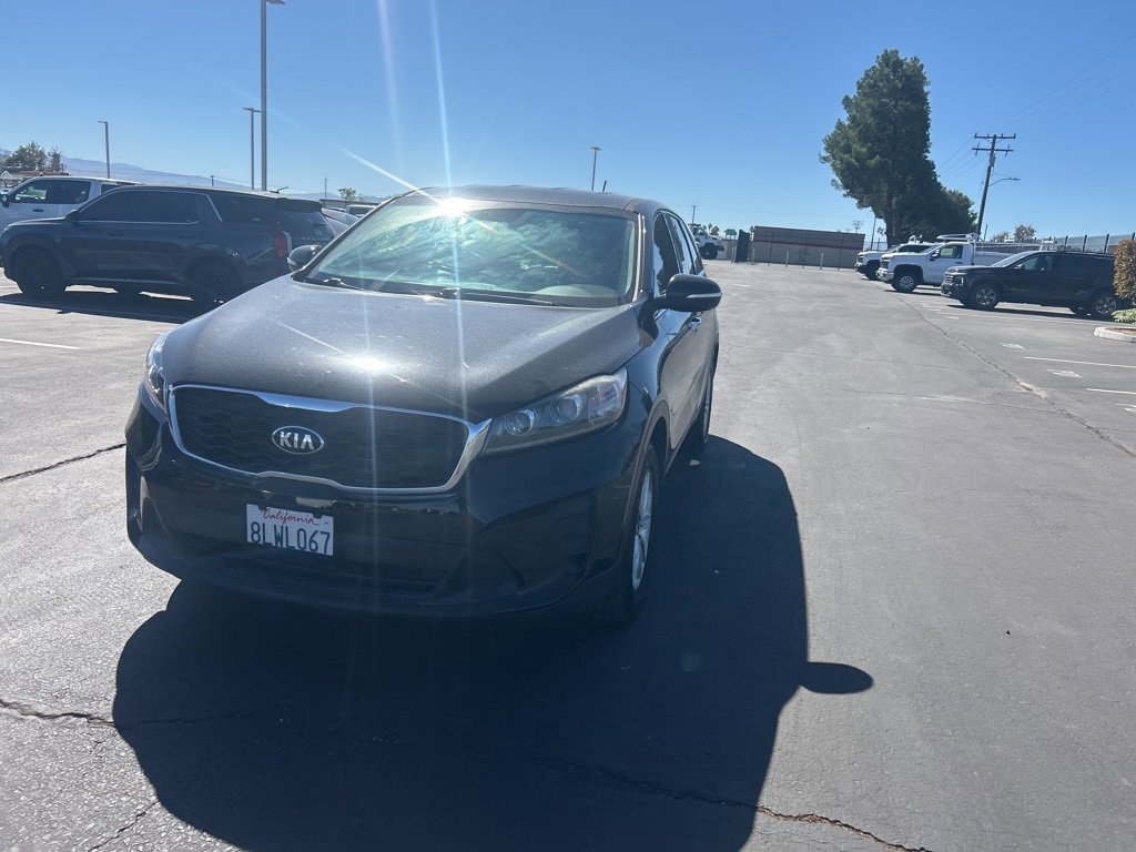 2019 Kia Sorento LX photo 2
