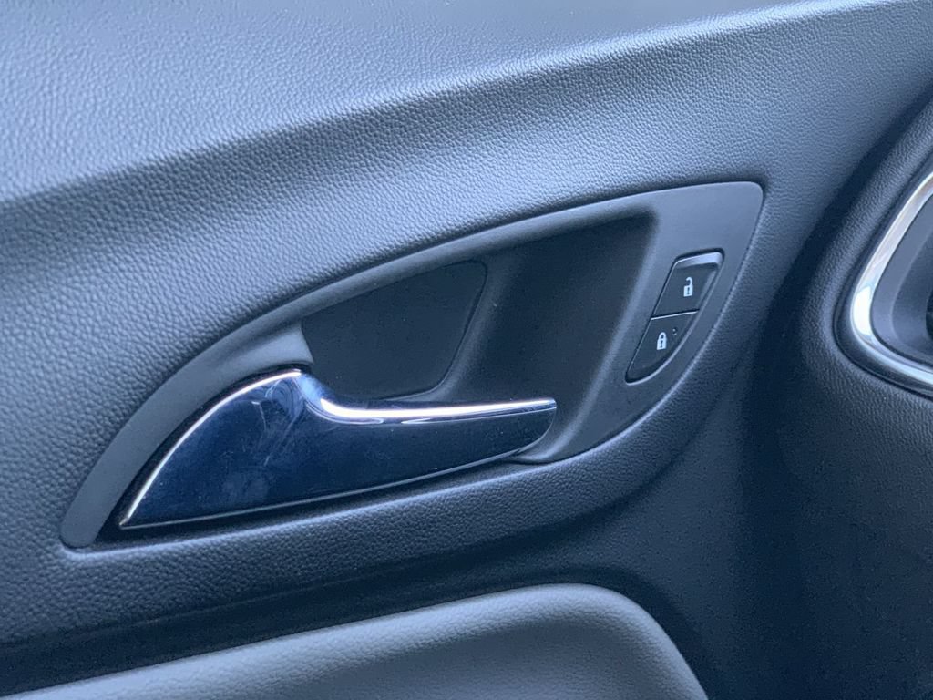2024 Chevrolet Equinox LS - Photo 17