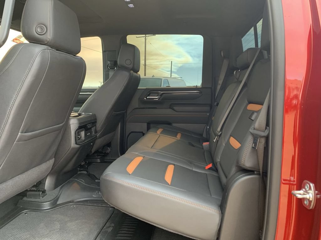 2025 GMC Sierra 2500HD AT4 - Photo 24