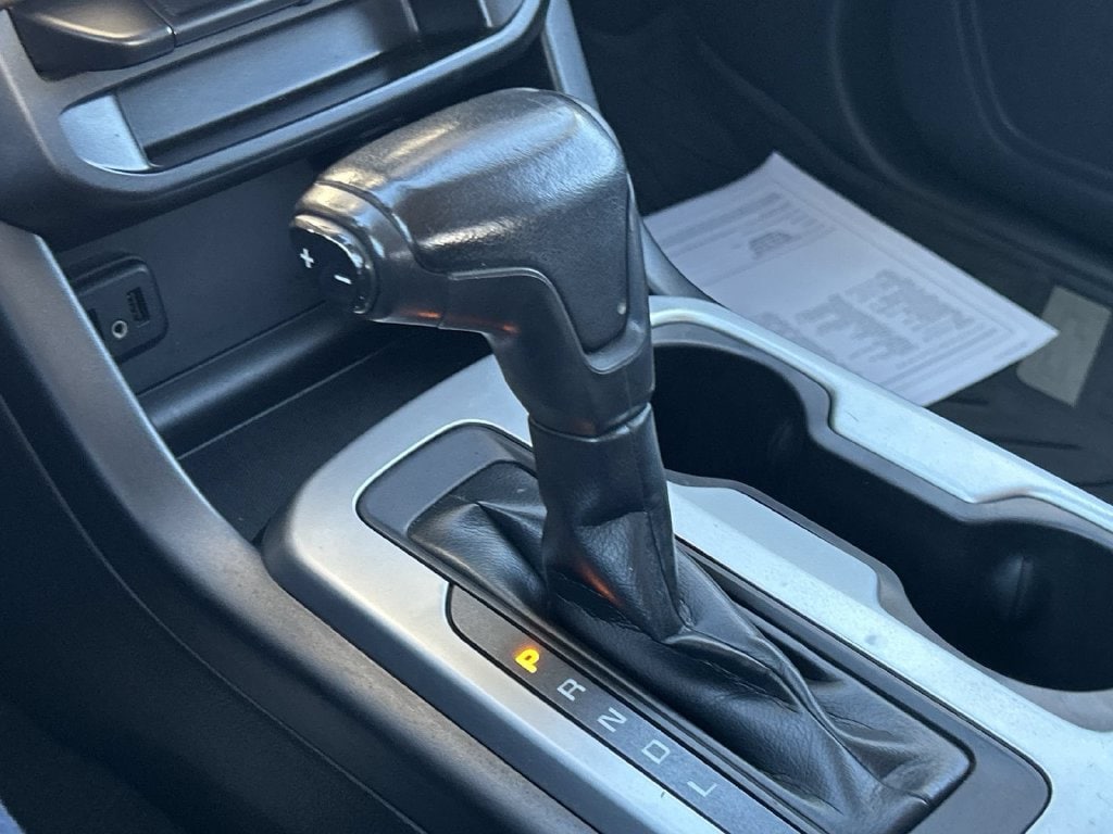 2021 Chevrolet Colorado LT - Photo 20