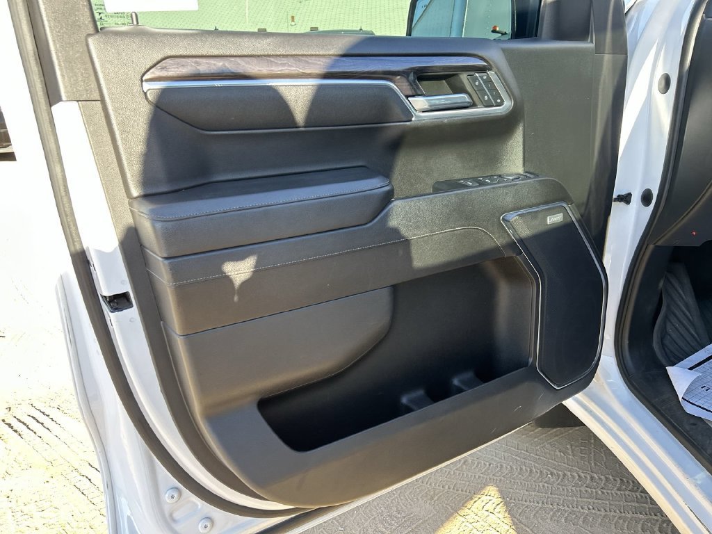 2023 Chevrolet Silverado 1500 LTZ - Photo 21