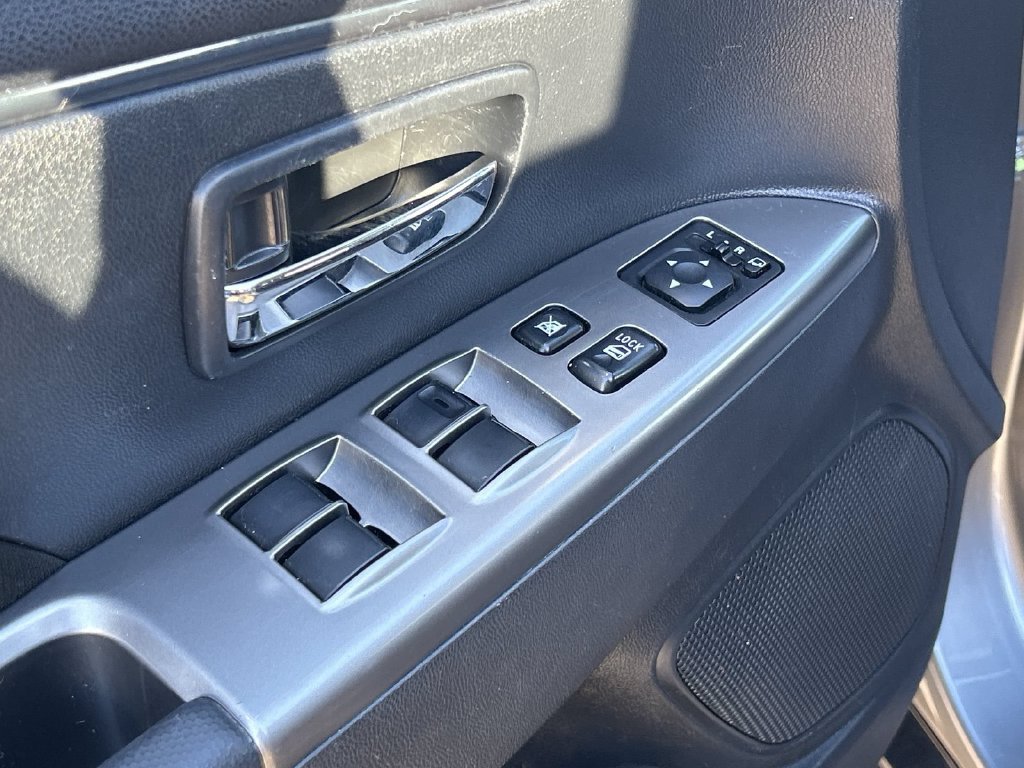 2021 Mitsubishi Outlander Sport SE - Photo 27