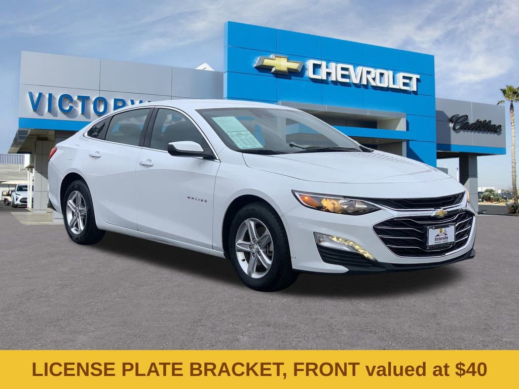 2023 Chevrolet Malibu 1LT photo 2