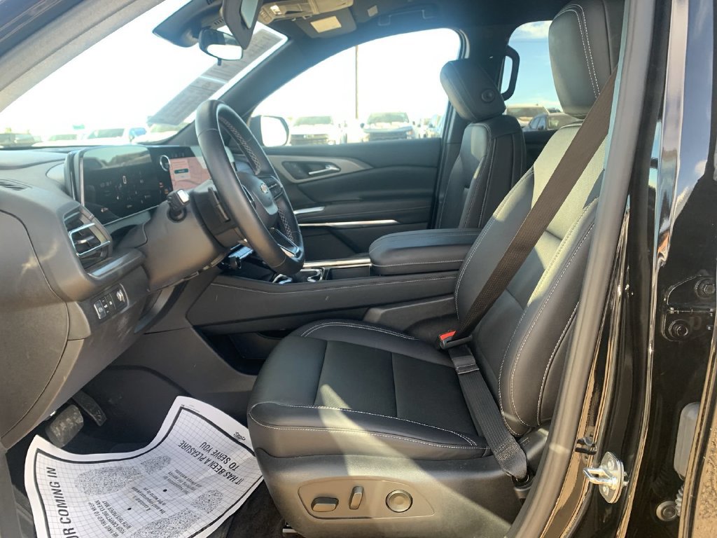 2026 Chevrolet Traverse LT - Photo 17