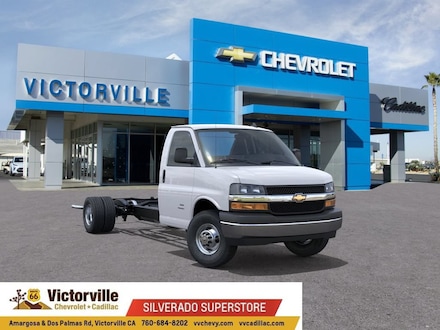 2025 Chevrolet Express Cutaway 3500 1WT Cutaway Van