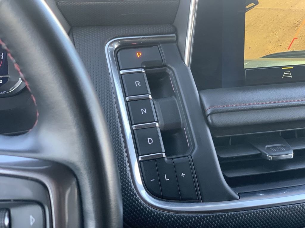 2024 Chevrolet Suburban RST - Photo 13