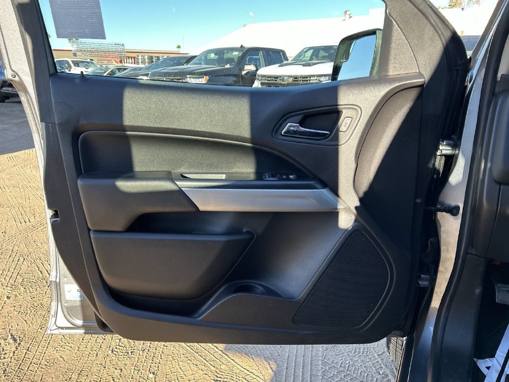 2021 Chevrolet Colorado LT - Photo 27