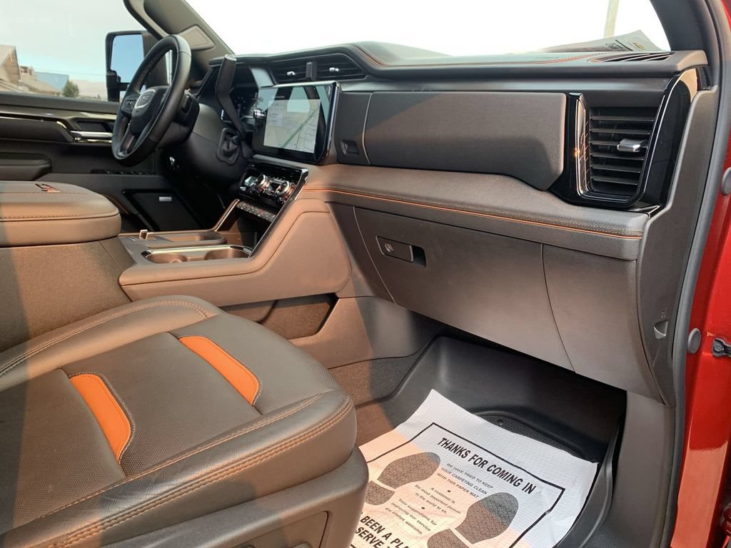 2025 GMC Sierra 2500HD AT4 - Photo 28