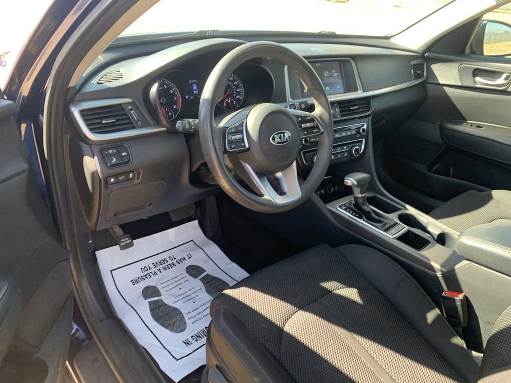 2019 Kia Optima LX - Photo 8