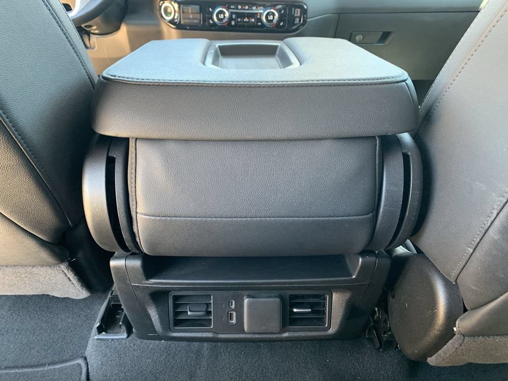 2025 GMC Sierra 1500 SLT - Photo 19