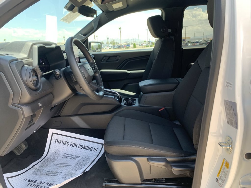 2026 Chevrolet Colorado Trail Boss - Photo 18