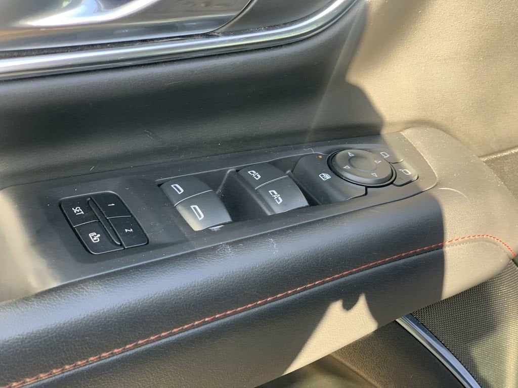 2024 Chevrolet Suburban RST - Photo 21