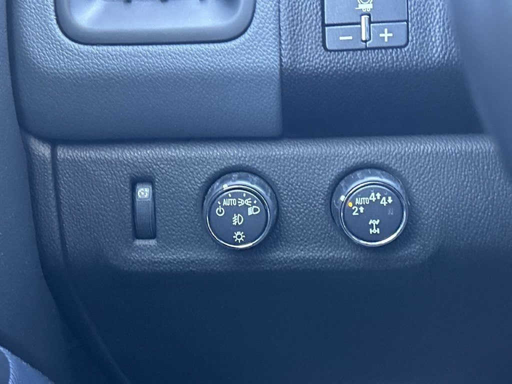 2021 Chevrolet Colorado Z71 - Photo 22