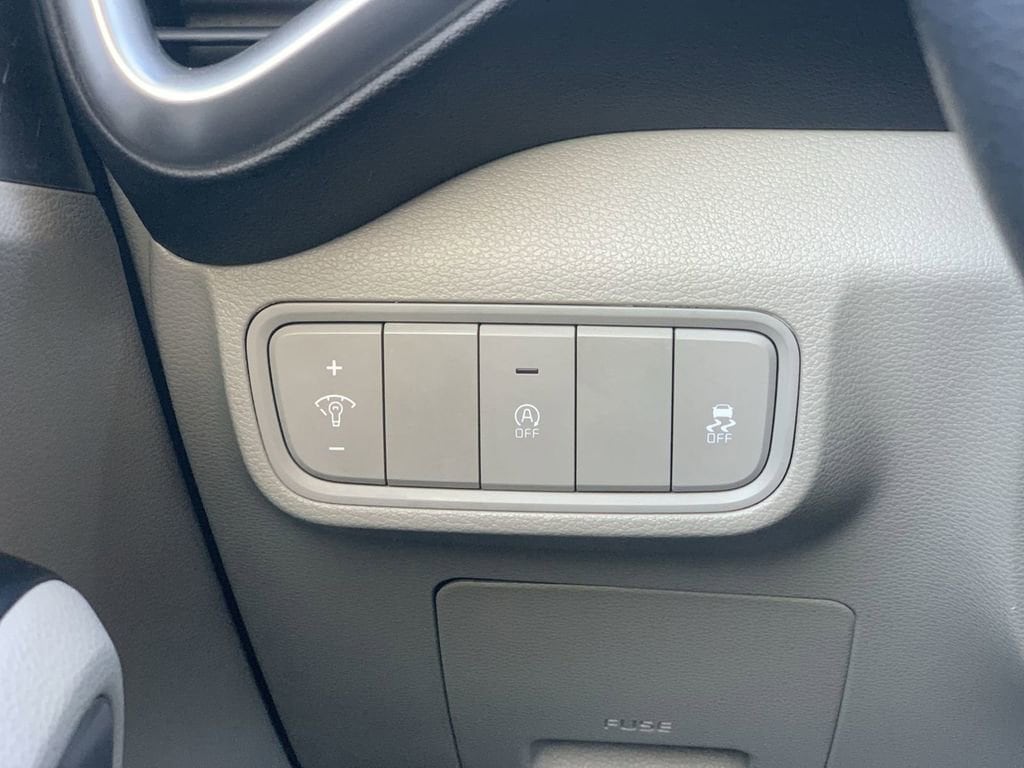 2021 Kia Soul LX - Photo 15