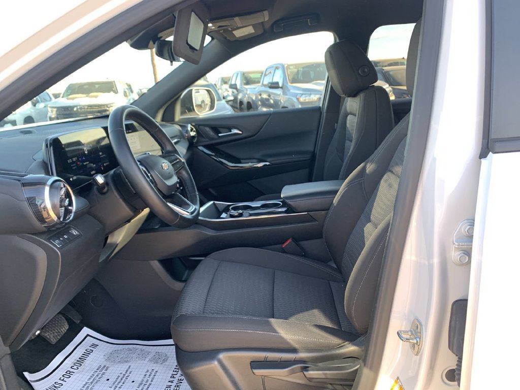 2026 Chevrolet Equinox LT - Photo 17