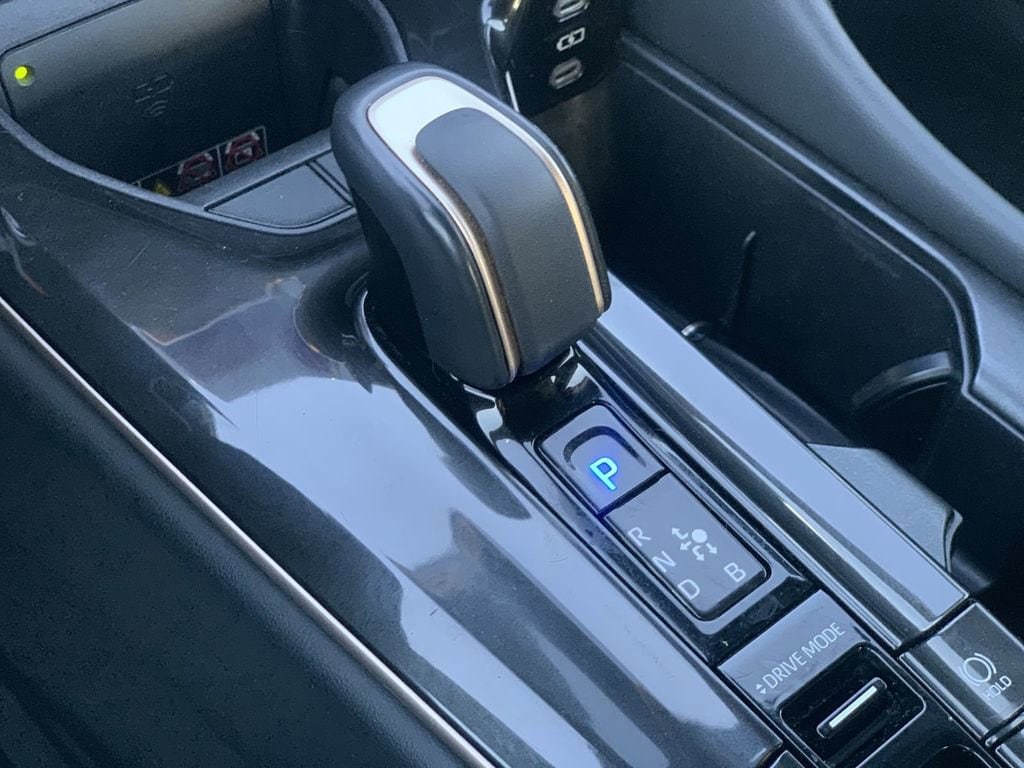 2024 Toyota Crown XLE - Photo 12