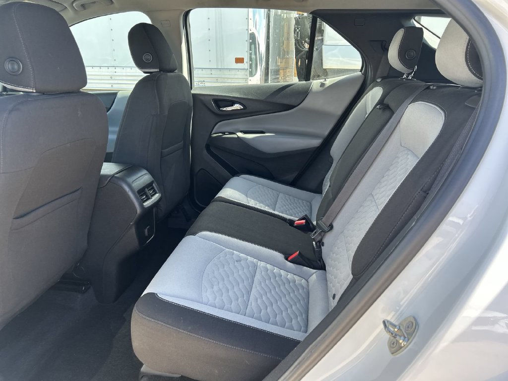 2018 Chevrolet Equinox LS - Photo 29