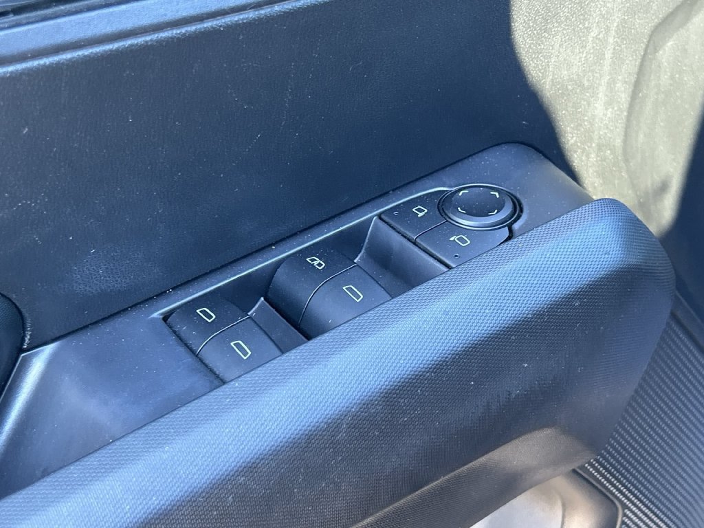 2023 Chevrolet Colorado LT - Photo 26