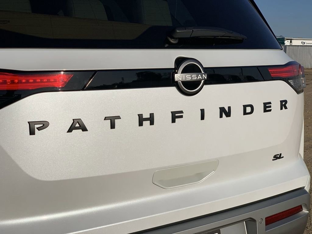 2025 Nissan Pathfinder SL - Photo 31