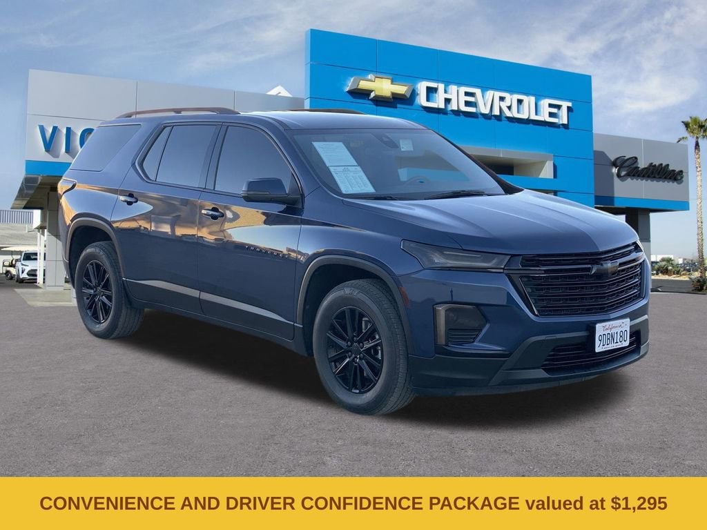 Used 2023 Chevrolet Traverse LT Cloth SUV