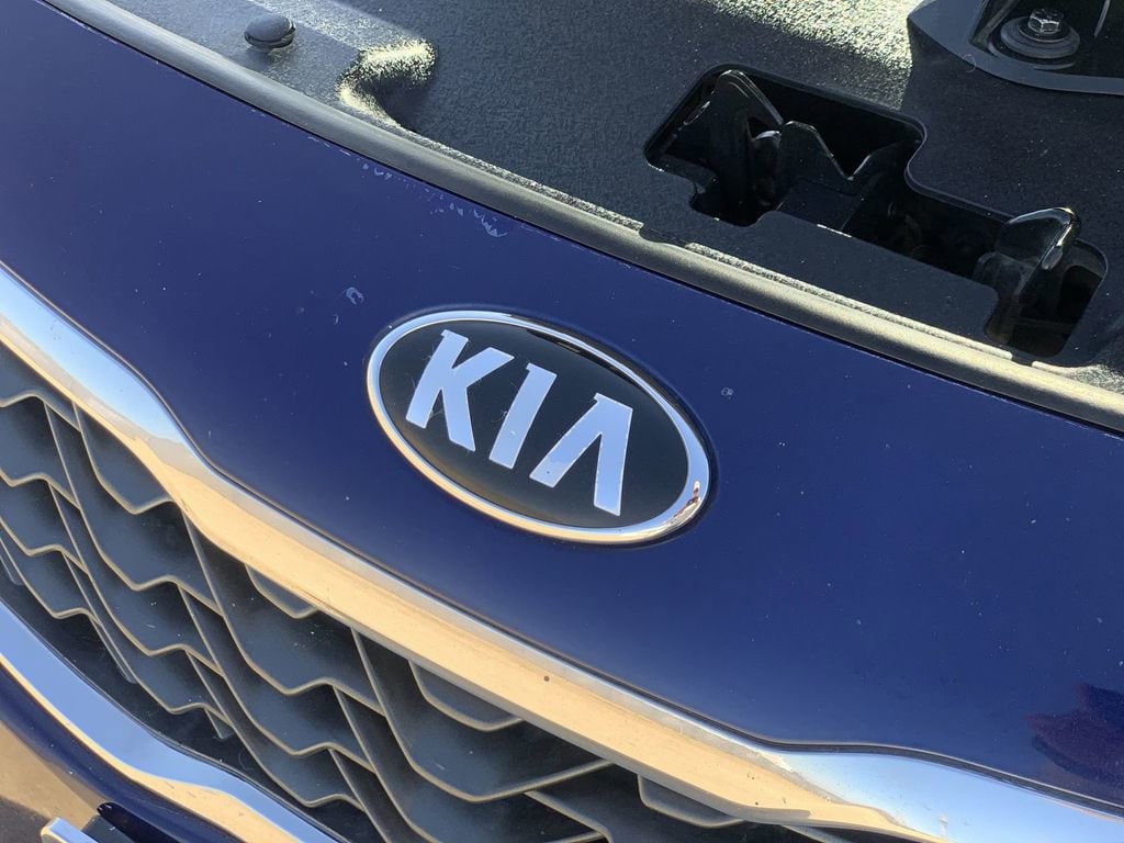2019 Kia Optima LX - Photo 30