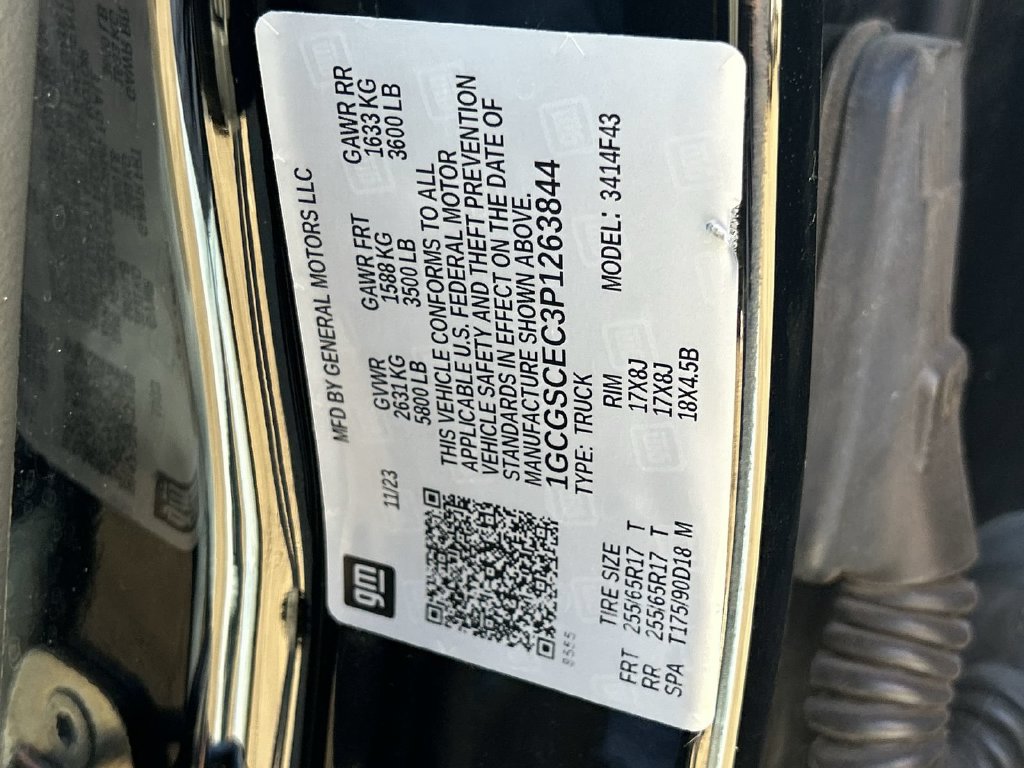 2023 Chevrolet Colorado LT - Photo 37