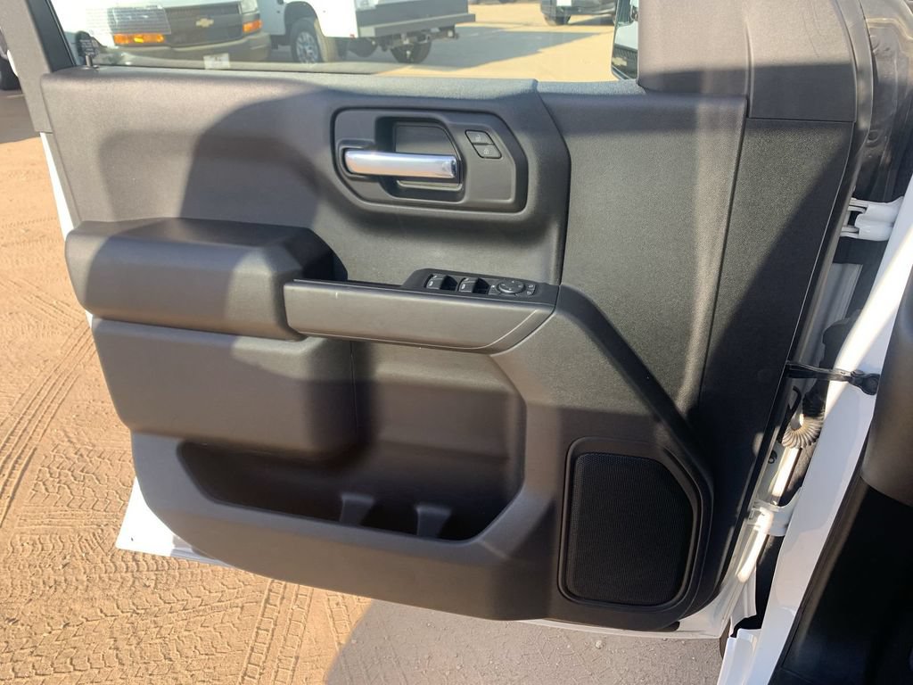 2023 Chevrolet Silverado 1500 Custom - Photo 20