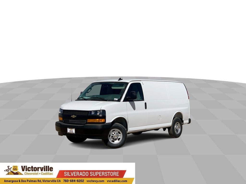 2026 Chevrolet Express 2500 Work Van HD's photo