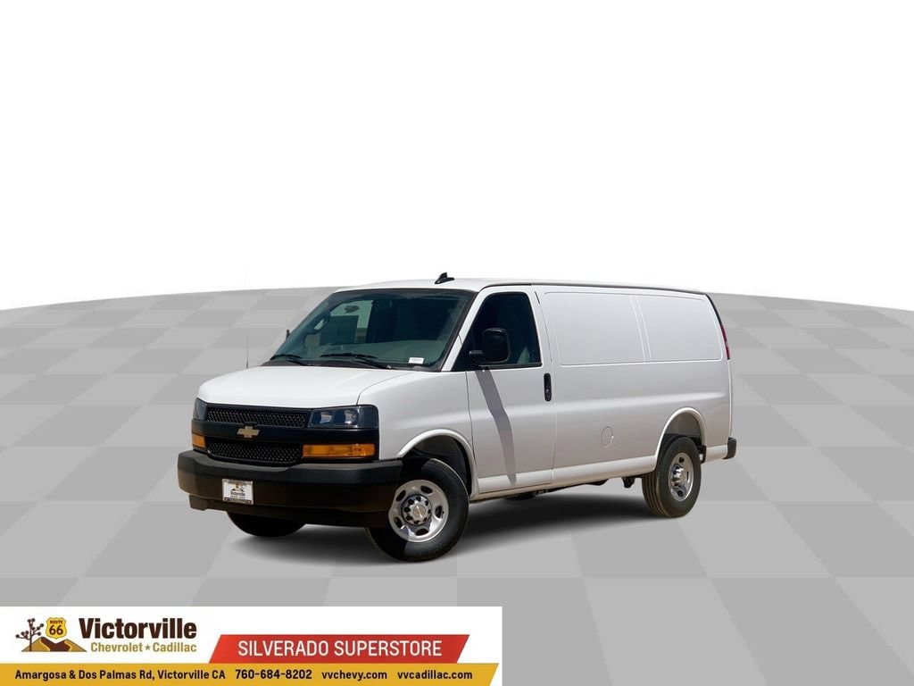 2026 Chevrolet Express 2500 Work Van HD's photo