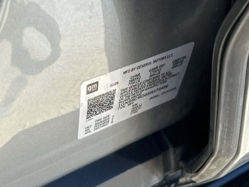 2025 Chevrolet Suburban LT - Photo 32