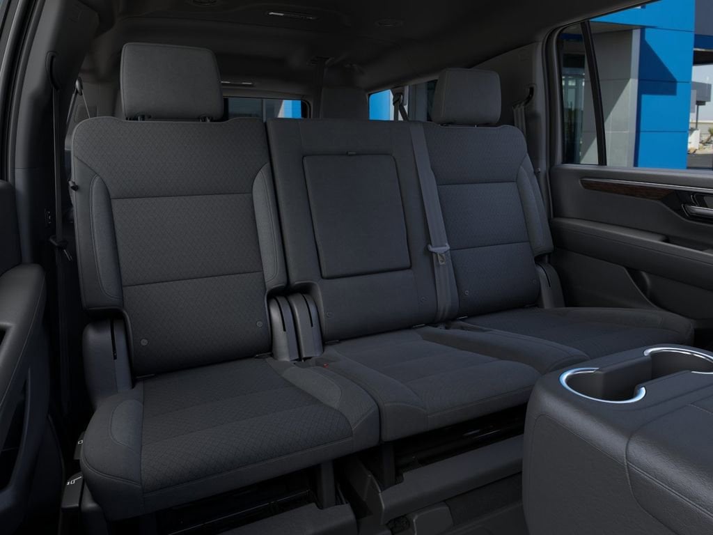 2026 Chevrolet Suburban LS - Photo 17