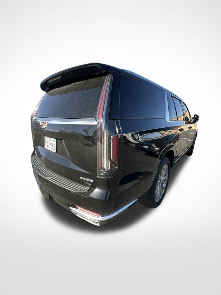 2023 Cadillac Escalade ESV photo 5