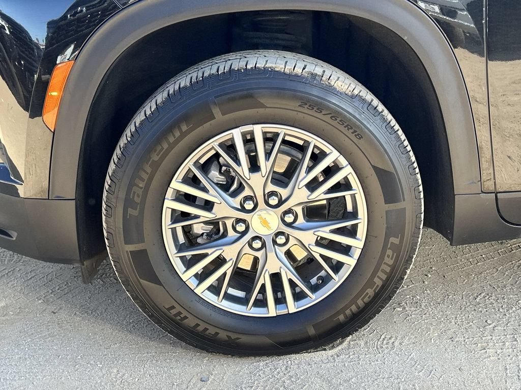 2025 Chevrolet Traverse LT - Photo 30