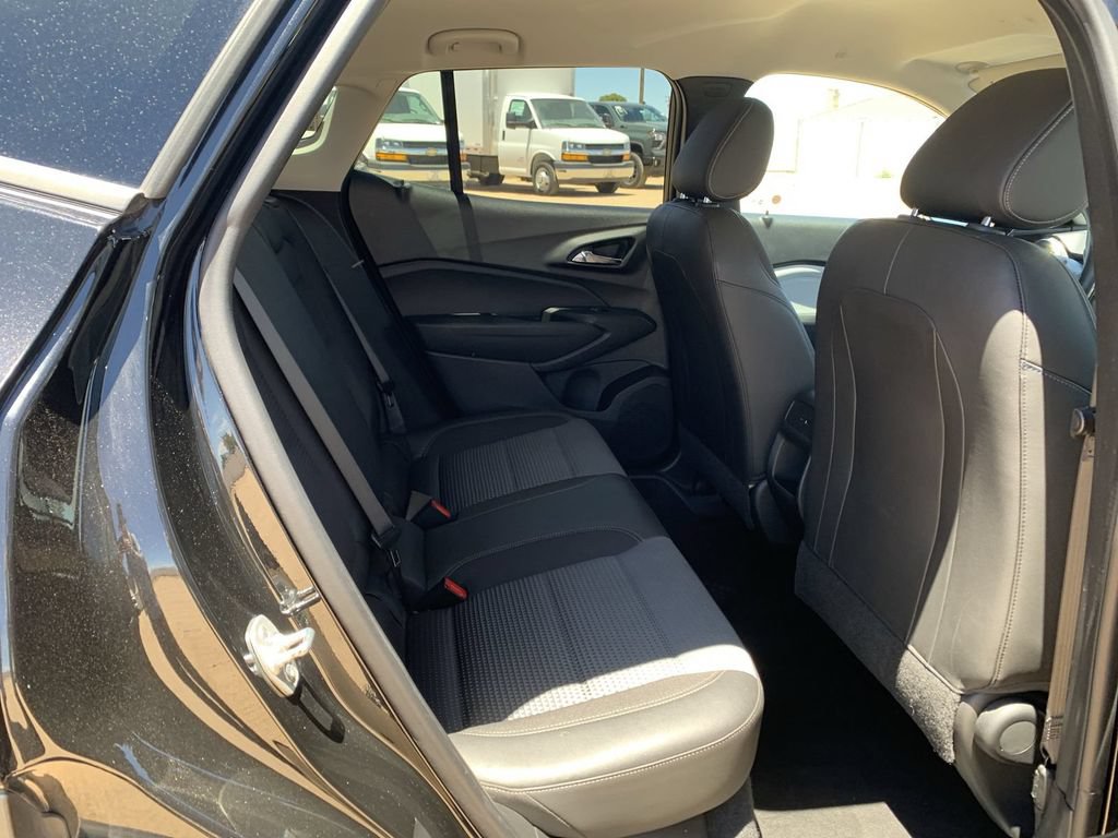 2024 Chevrolet Trax LT - Photo 25